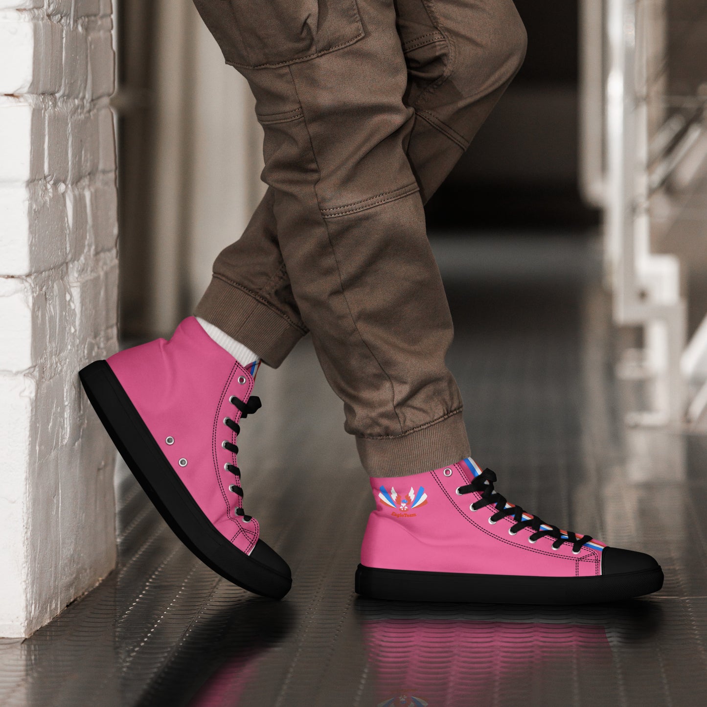 ET80 Pink high top canvas shoes