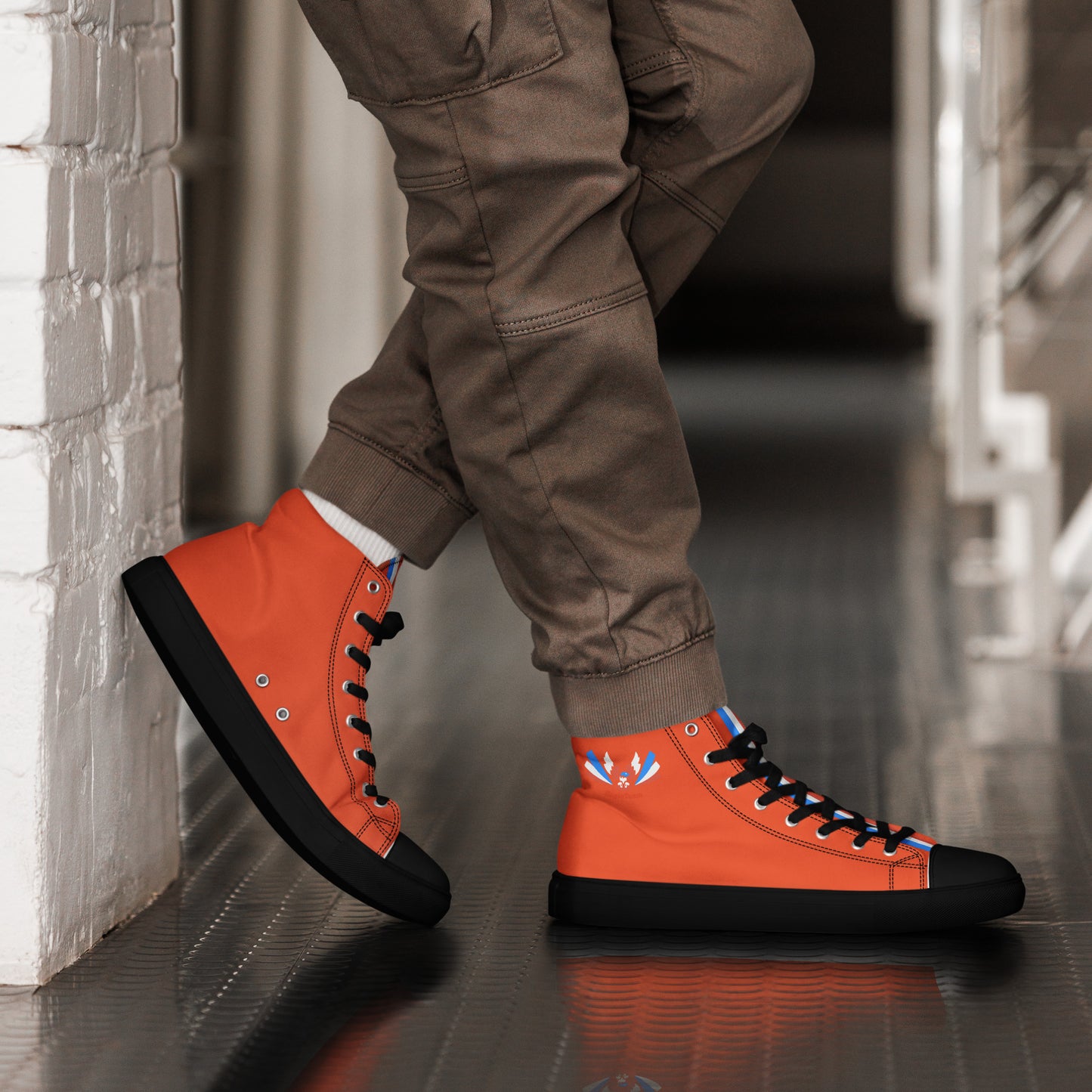 ET80 Orange high top canvas shoes